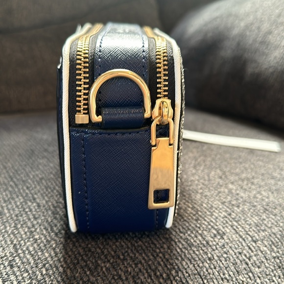 Silver Multicolor Snapchat camera bag - Picture 2 of 5